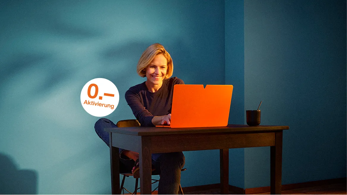 Frau am Computer